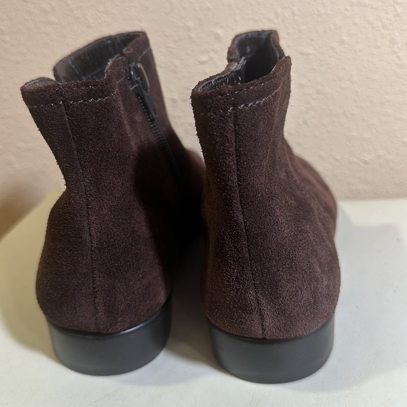 Aerosoles Suede booties size 7 1/2 - Picture 4 of 7